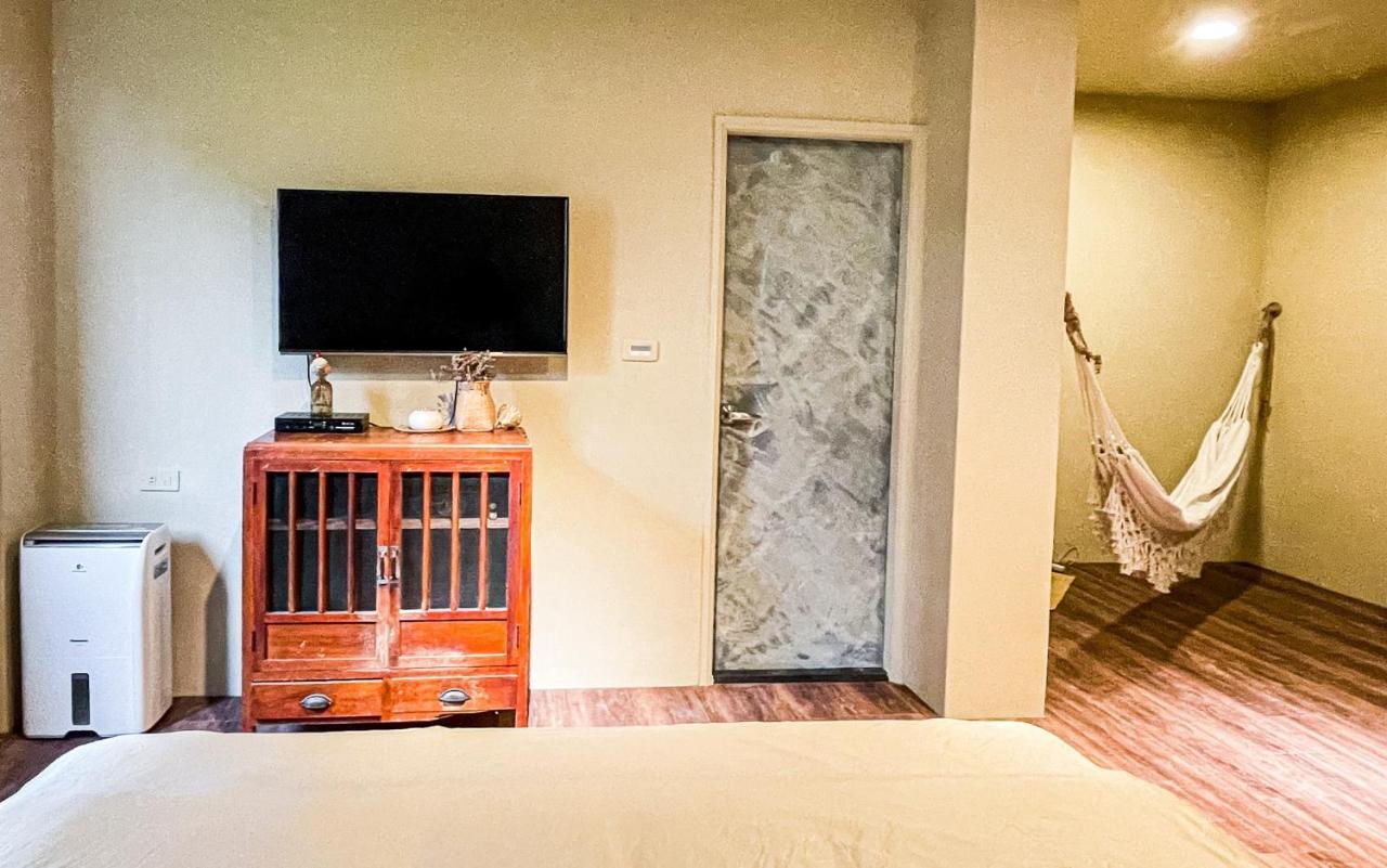 Woods Inn Jiaoxi Bagian luar foto